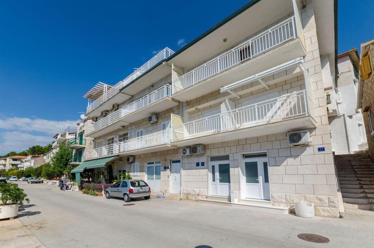 Apartment Mery Povlja  Exterior photo